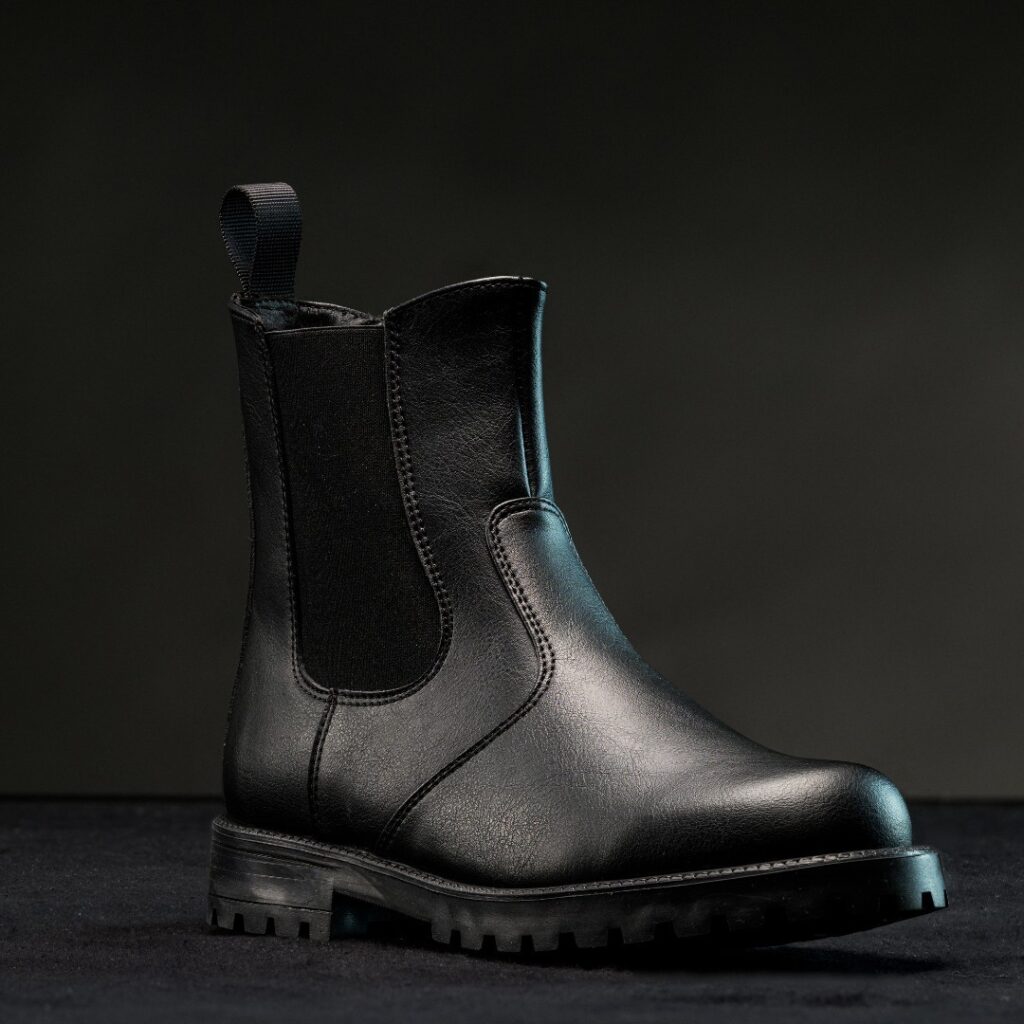 KIRA 3.0 Black Chelsea Boots: Vegan, Durable, and Water-Resistant for Everyday Style